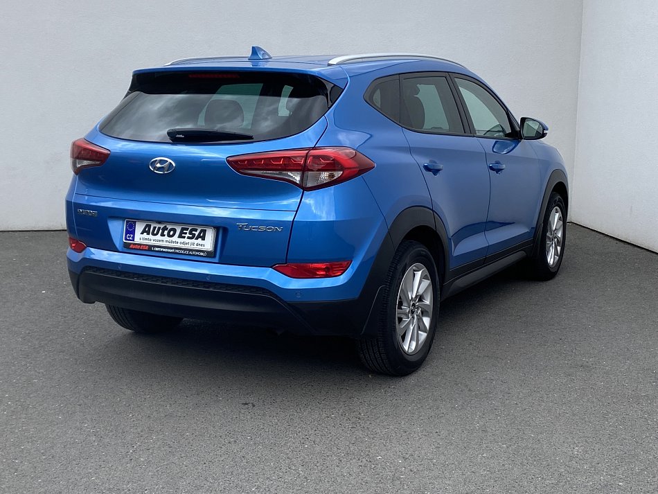Hyundai Tucson 1.7 CRDi Trikolor 2WD