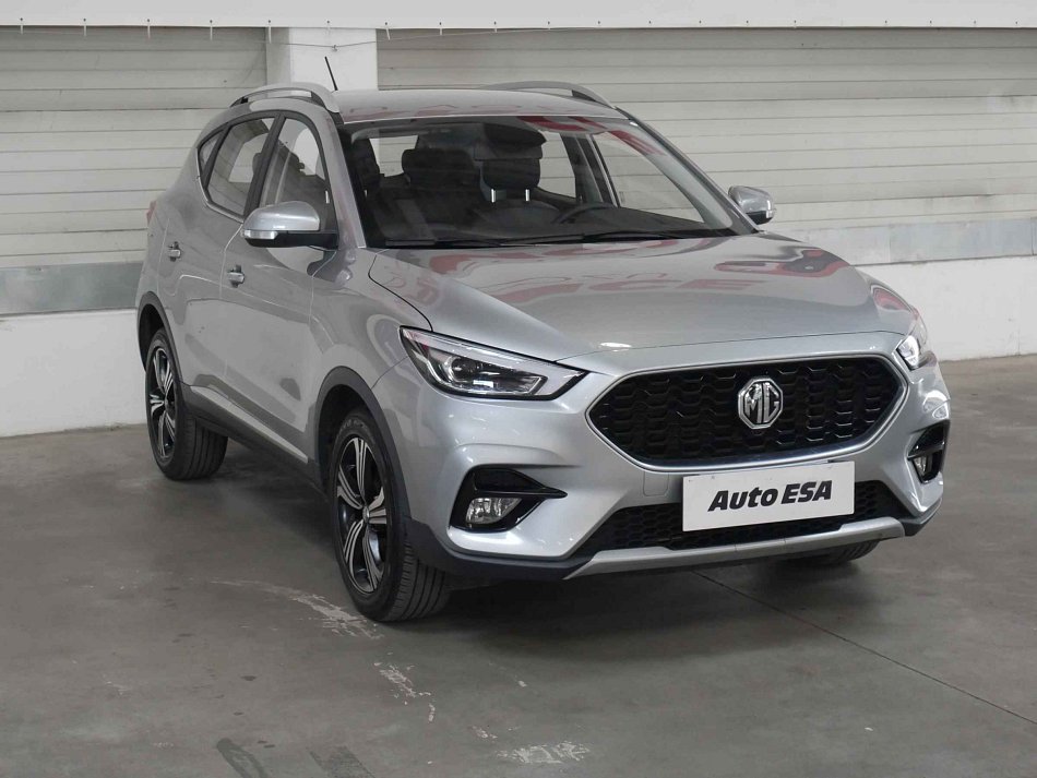 MG ZS 1.5 i 