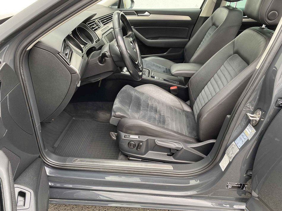 Volkswagen Passat 2.0 TDi 