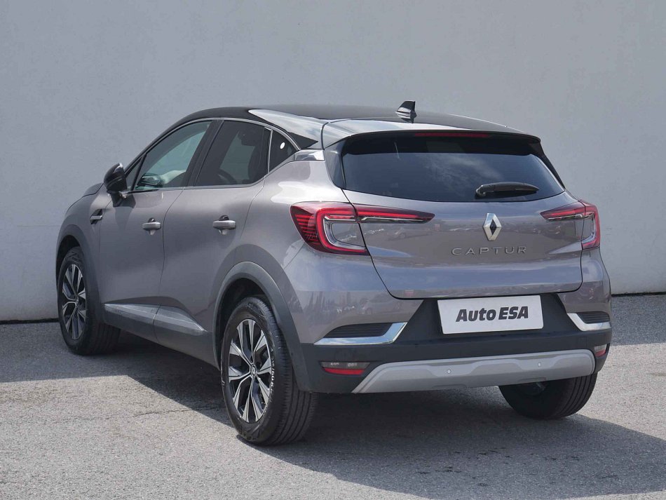 Renault Captur 1.3TCe Techno