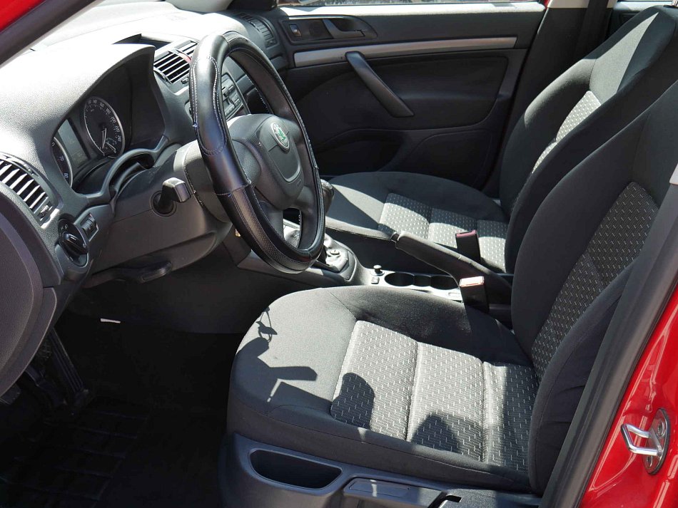 Škoda Octavia II 1.6i 