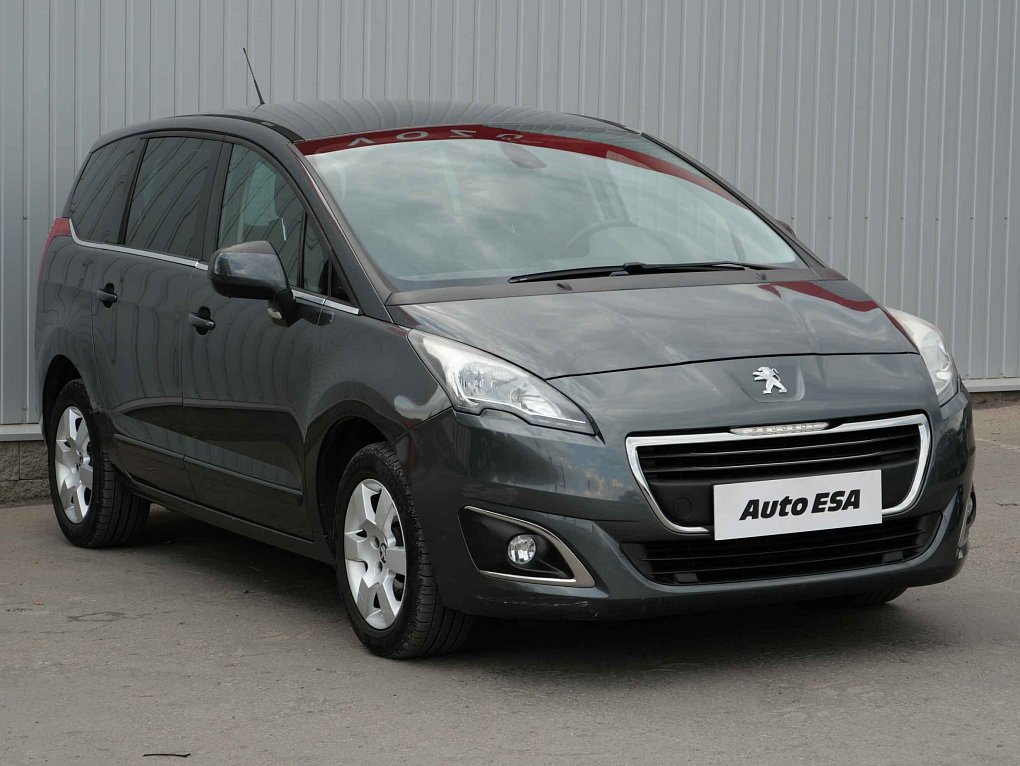 Peugeot 5008 2.0 HDi 
