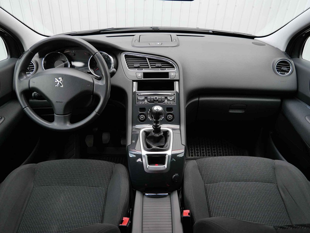 Peugeot 5008 2.0 HDi 