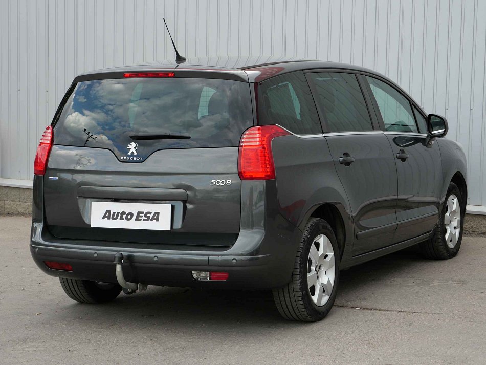 Peugeot 5008 2.0 HDi 