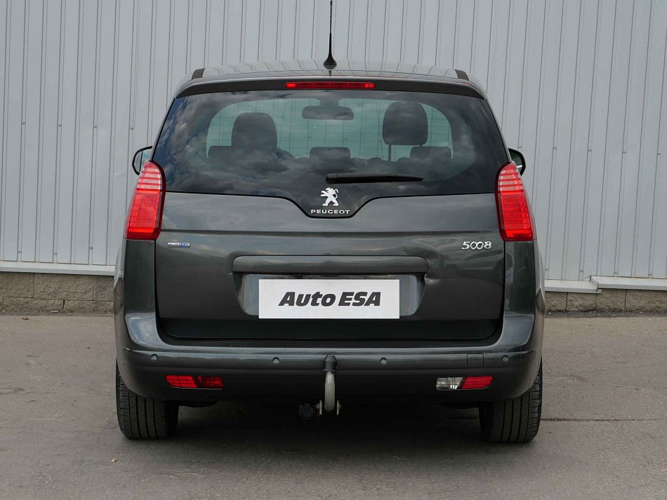 Peugeot 5008 2.0 HDi 