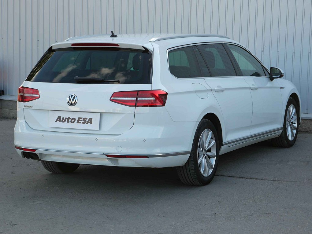 Volkswagen Passat 2.0TDi  4x4