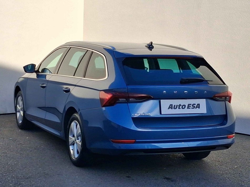 Škoda Octavia IV 1.0 TSI 