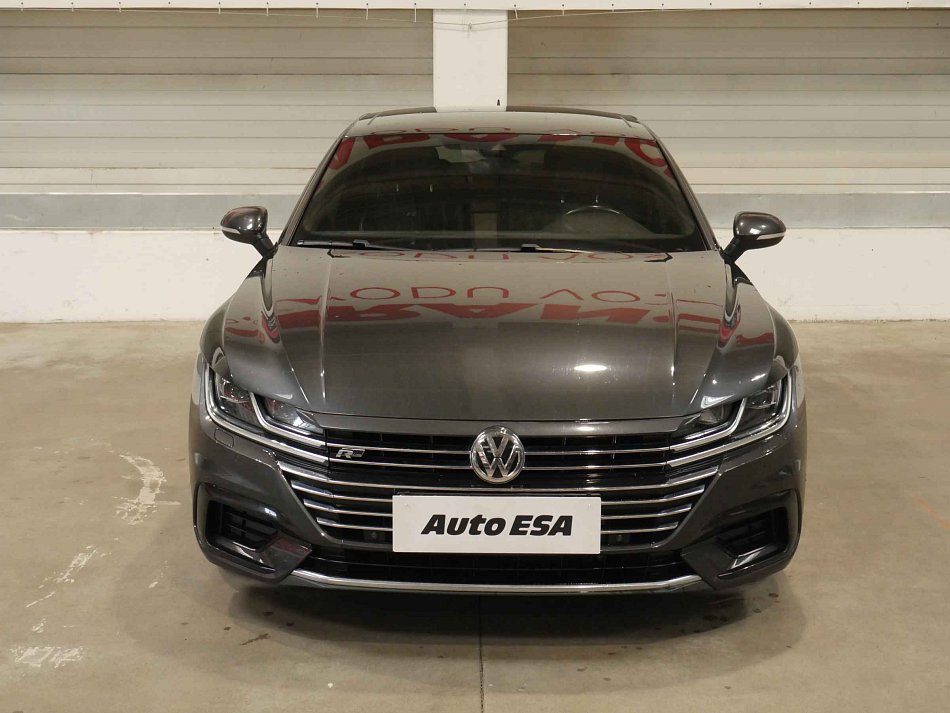 Volkswagen Arteon 2.0TSi 
