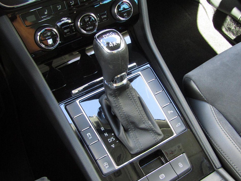 Škoda Superb III 2.0 TDi  4x4