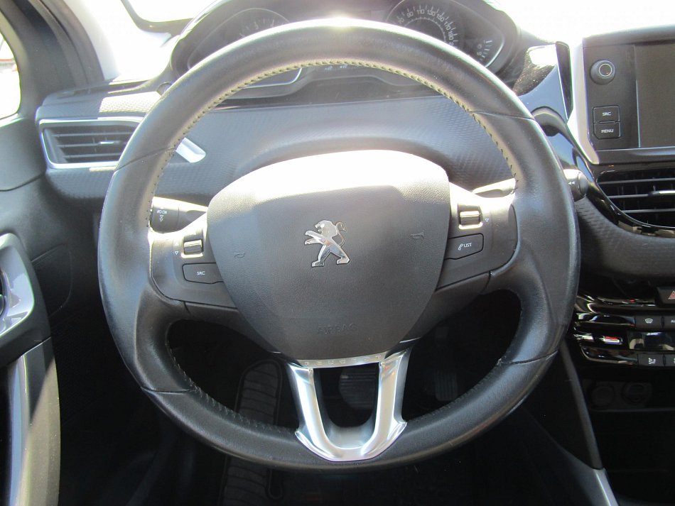 Peugeot 2008 1.2 