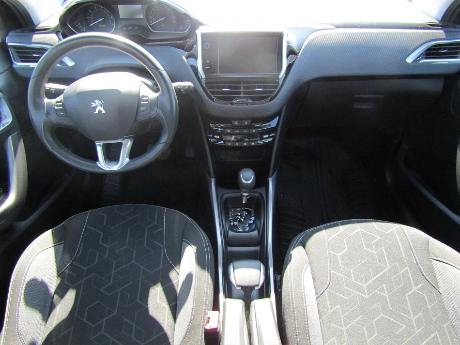 Peugeot 2008 1.2 