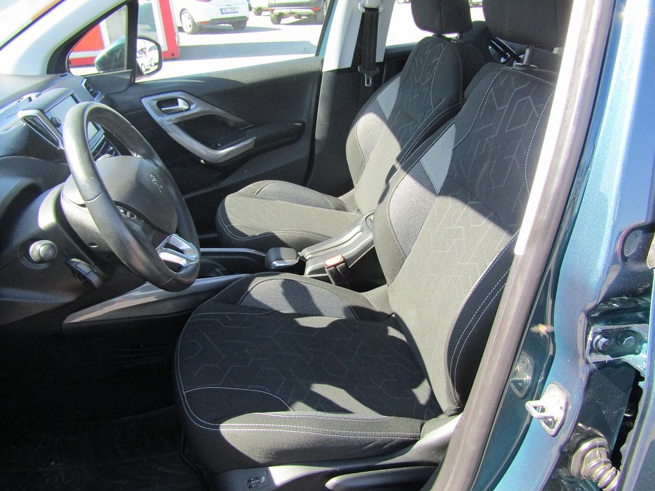 Peugeot 2008 1.2 
