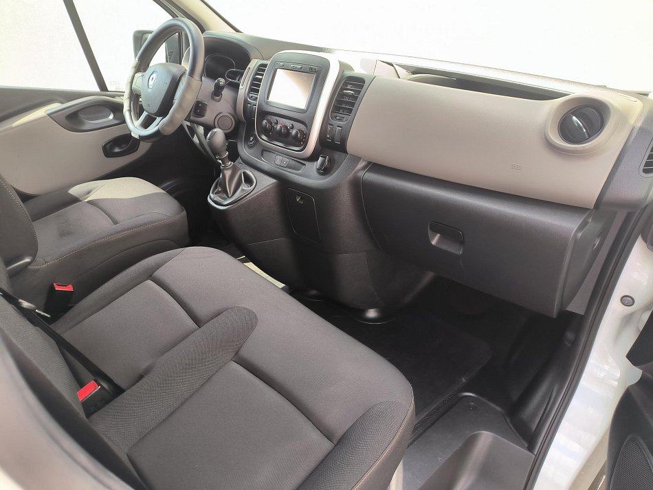 Renault Trafic 1.6dCi  SORTIMO
