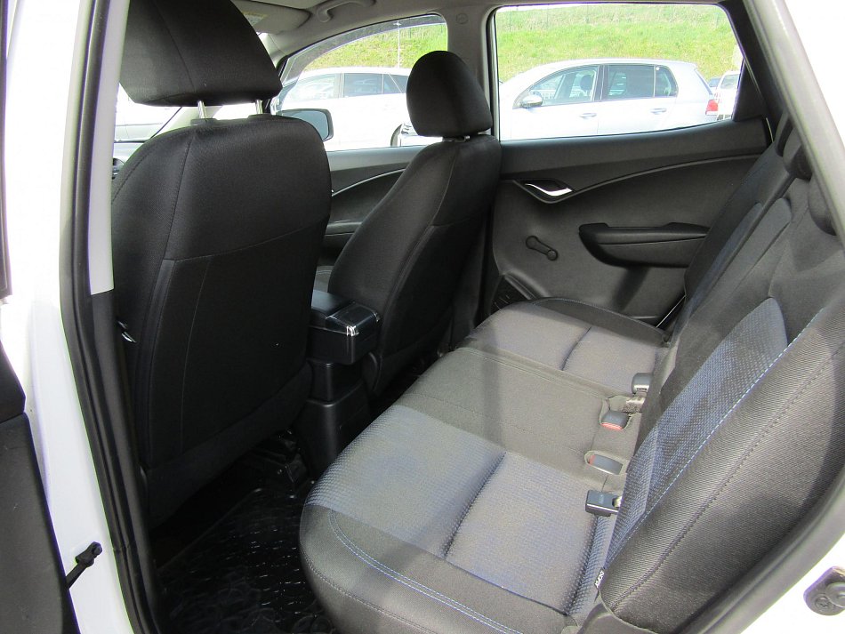 Hyundai Ix20 1.6 i Trikolor