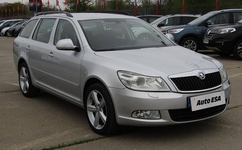 Škoda Octavia II 2.0 TDi Elegance