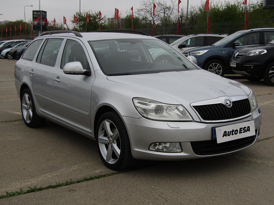 Škoda Octavia II 2.0 TDi Elegance