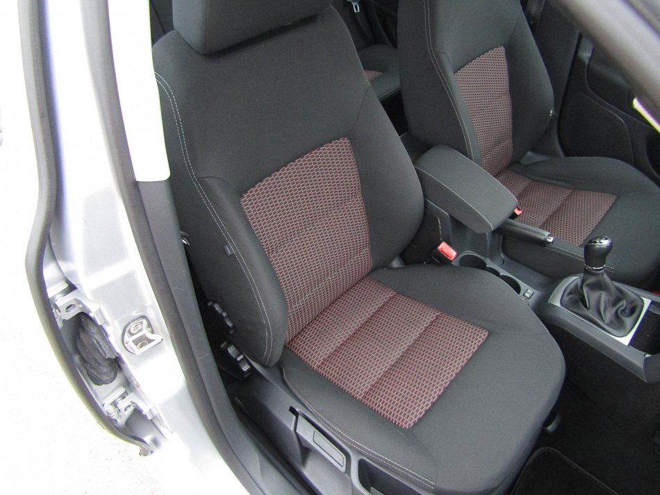 Škoda Octavia II 2.0 TDi Elegance