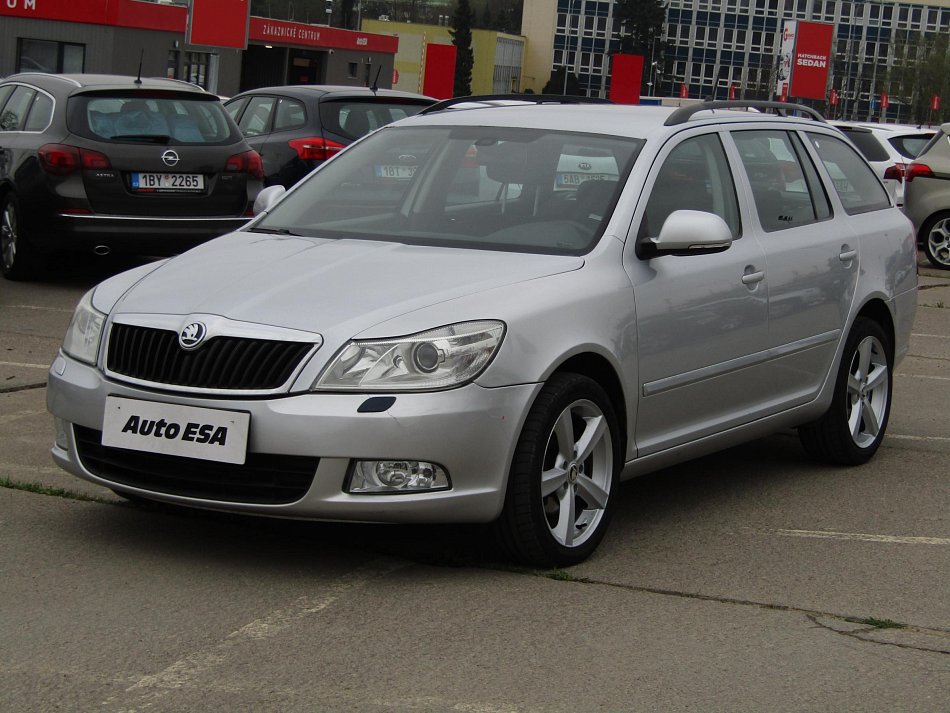 Škoda Octavia II 2.0 TDi Elegance