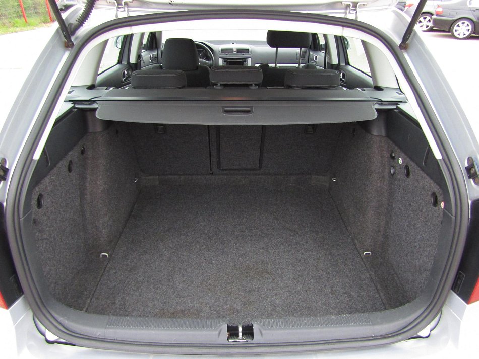 Škoda Octavia II 2.0 TDi Elegance