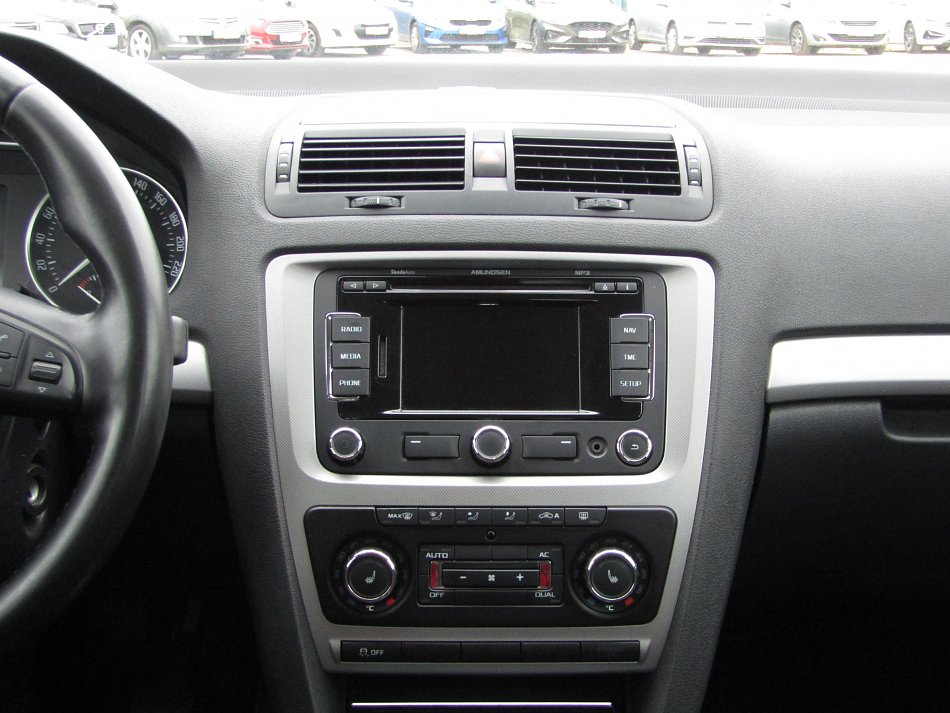 Škoda Octavia II 2.0 TDi Elegance