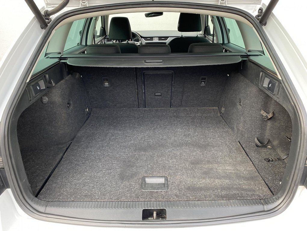 Škoda Octavia III 2.0 TDi Scout 4x4