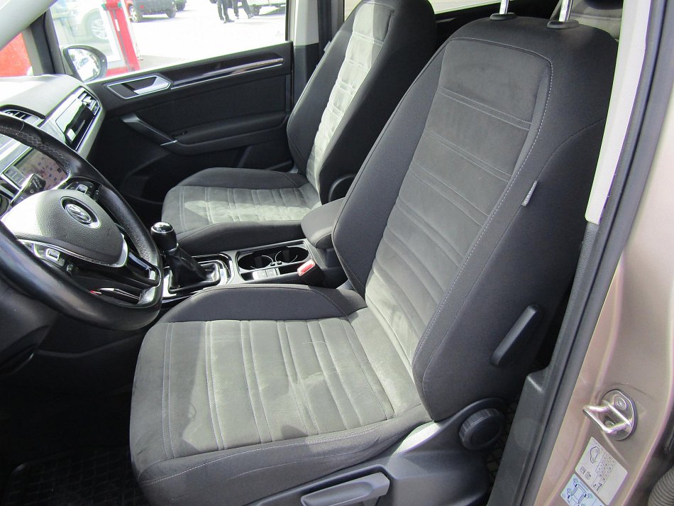 Volkswagen Touran 2.0TDI 