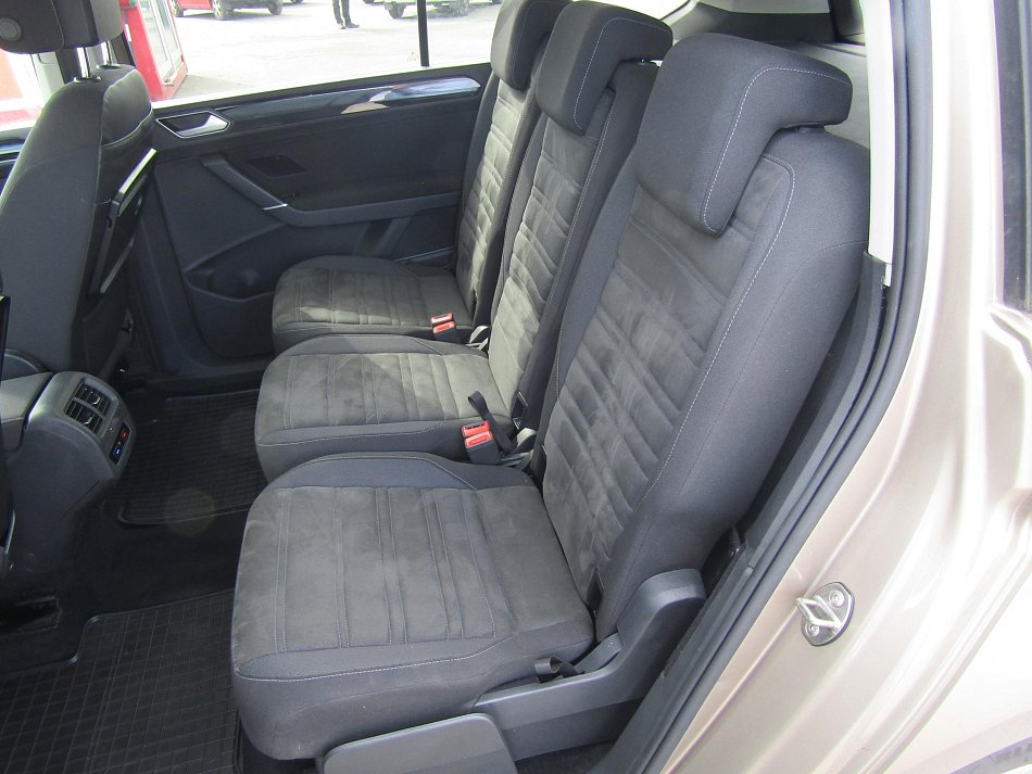 Volkswagen Touran 2.0TDI 