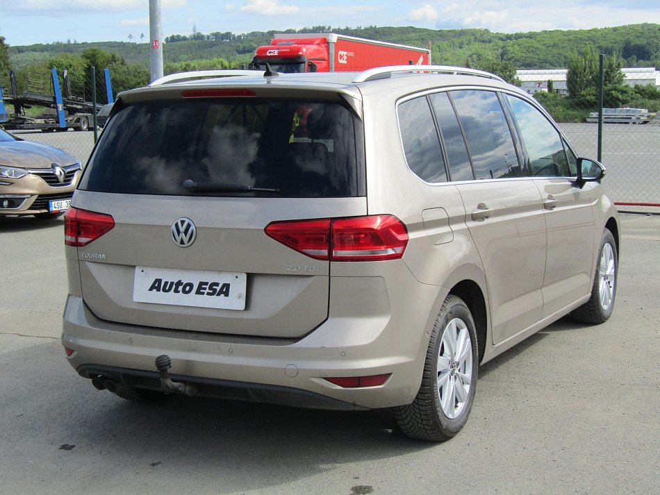 Volkswagen Touran 2.0TDI 