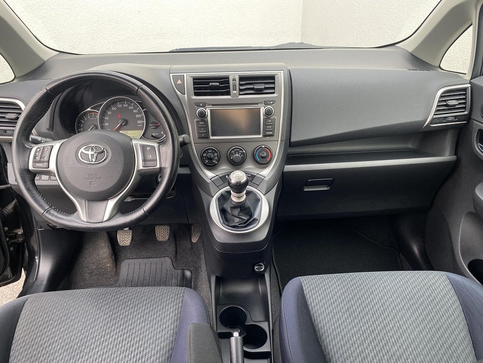 Toyota Verso 1.3 VVT-i Life Plus S