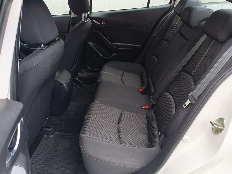 Mazda 3 2.0 SkyActiv 