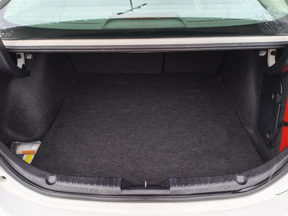 Mazda 3 2.0 SkyActiv 