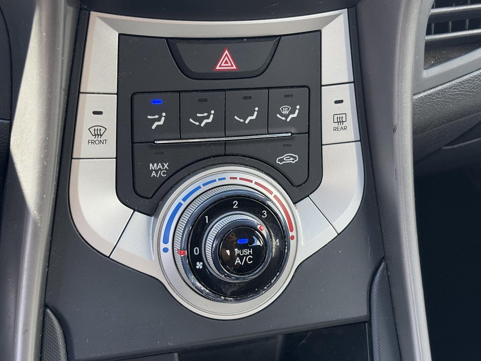 Hyundai Elantra 1.6 