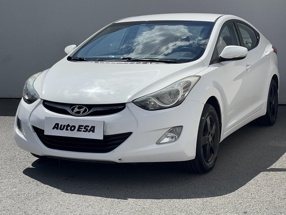 Hyundai Elantra 1.6 