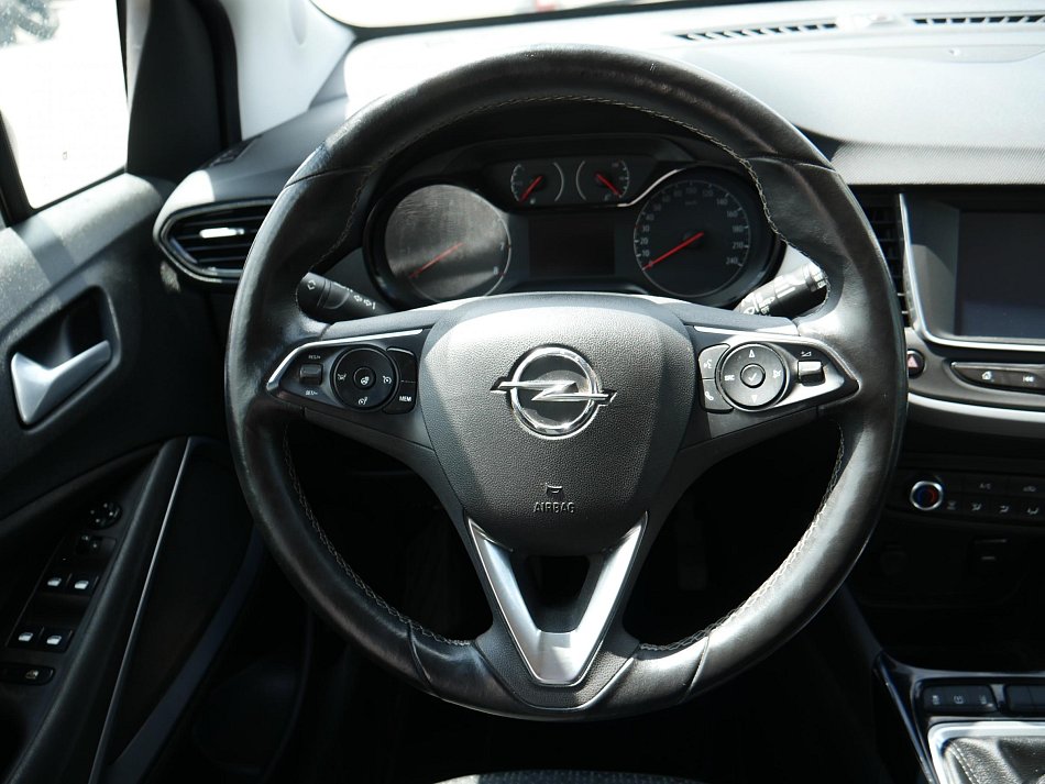 Opel Crossland X 1.2 i 