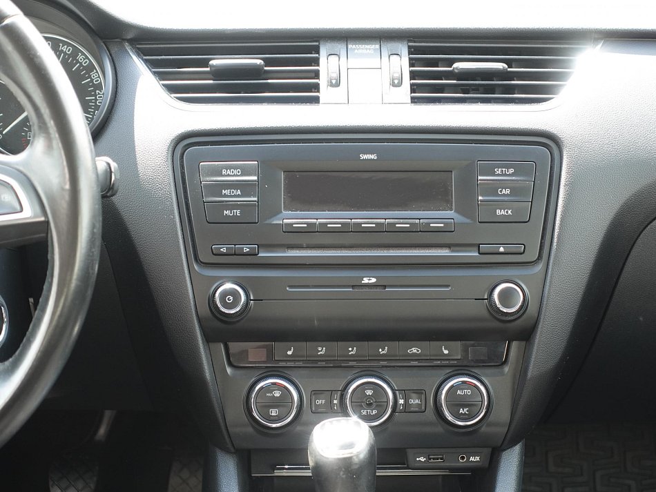 Škoda Octavia III 1.8 TSI Elegance