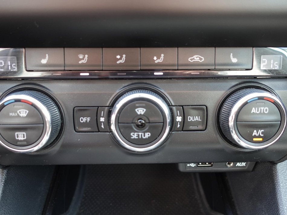 Škoda Octavia III 1.8 TSI Elegance