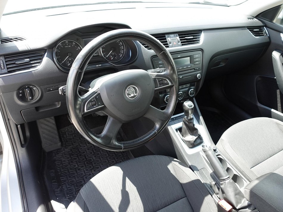 Škoda Octavia III 1.8 TSI Elegance