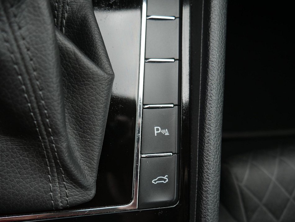 Škoda Superb III 2.0 TDi Style 4x4