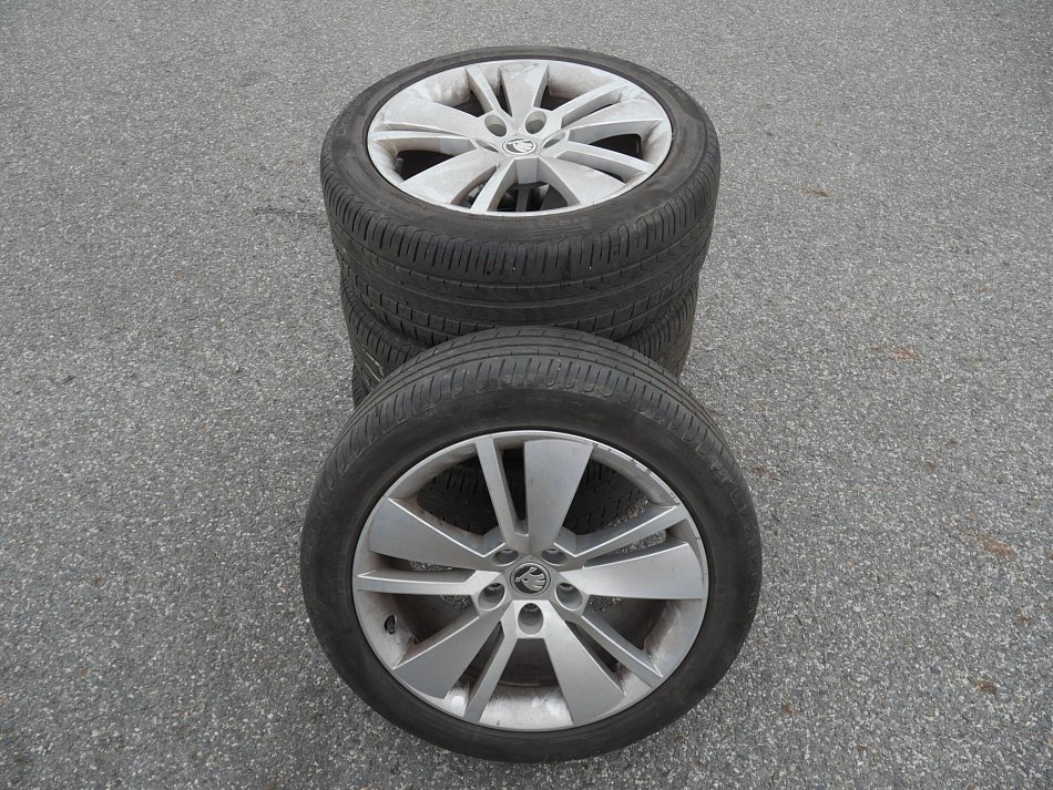 Škoda Superb III 2.0 TDi Style 4x4
