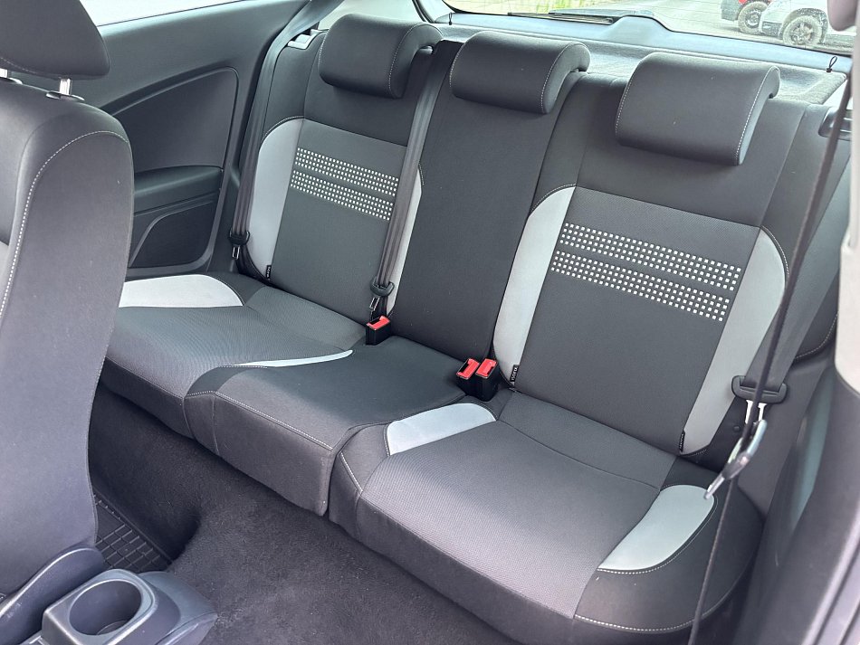 Volkswagen Polo 1.6 TDi 