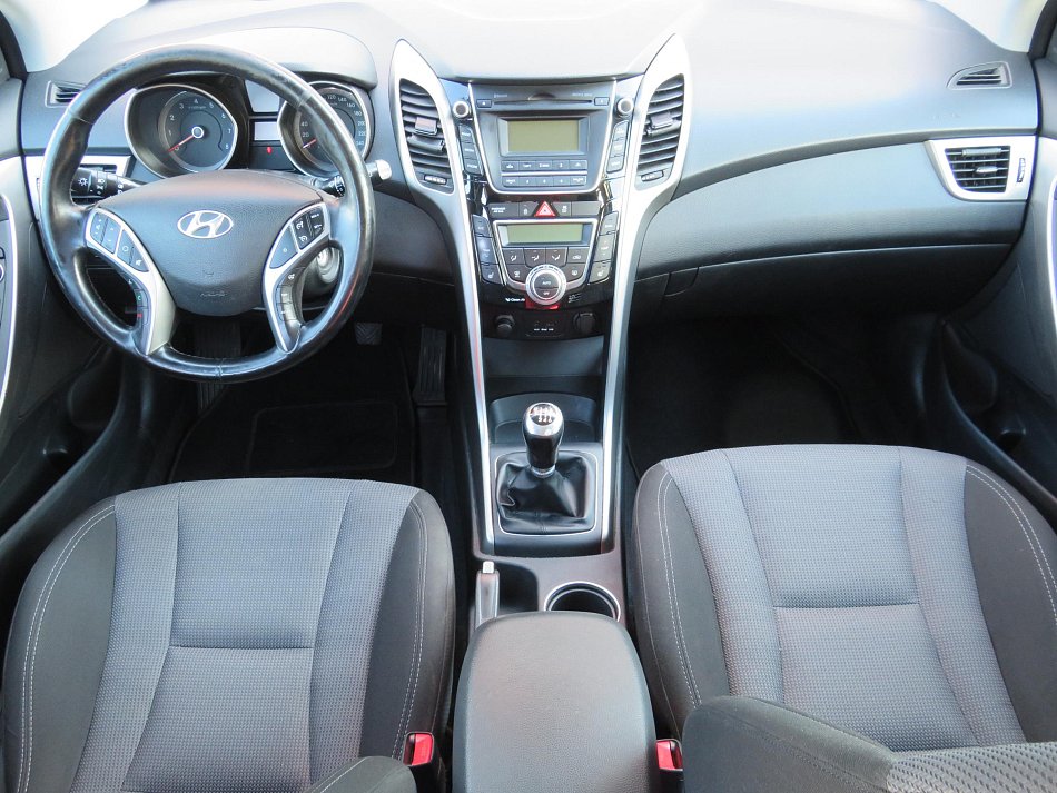 Hyundai I30 1.6 i 