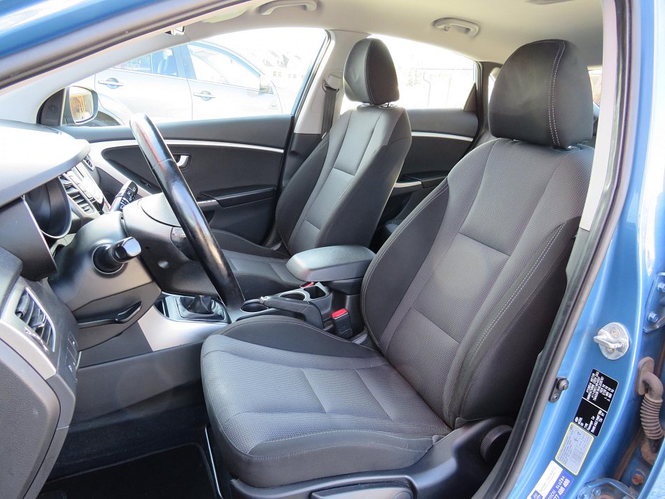 Hyundai I30 1.6 i 