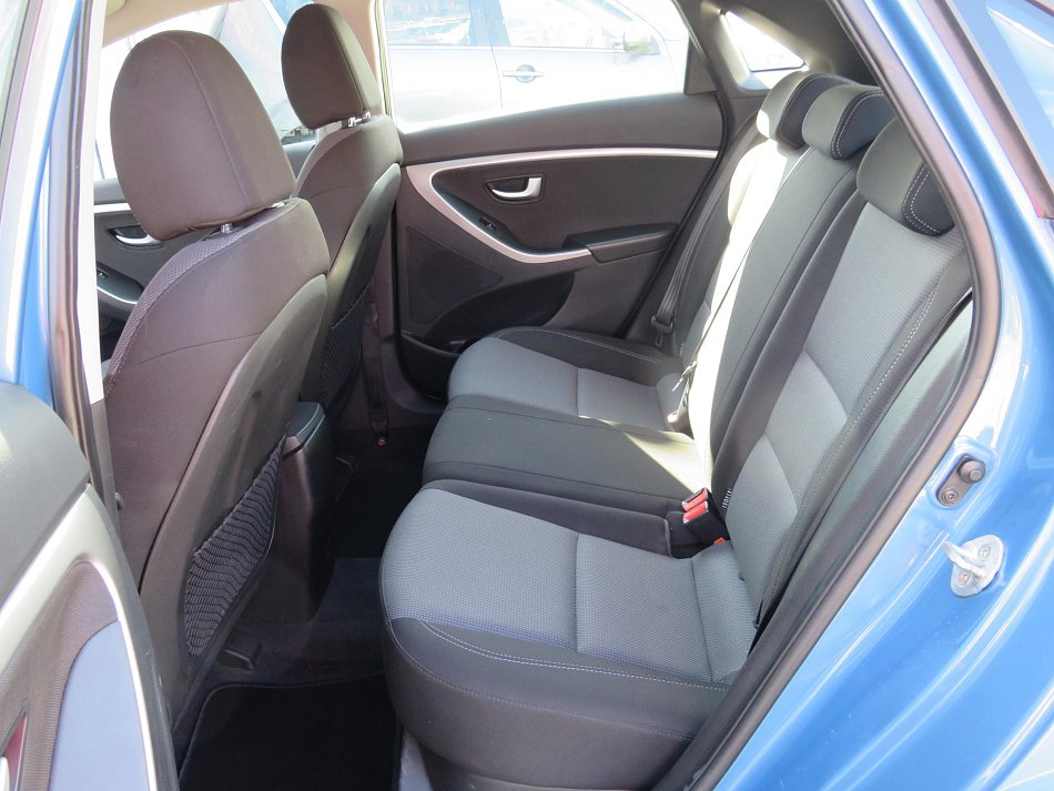 Hyundai I30 1.6 i 