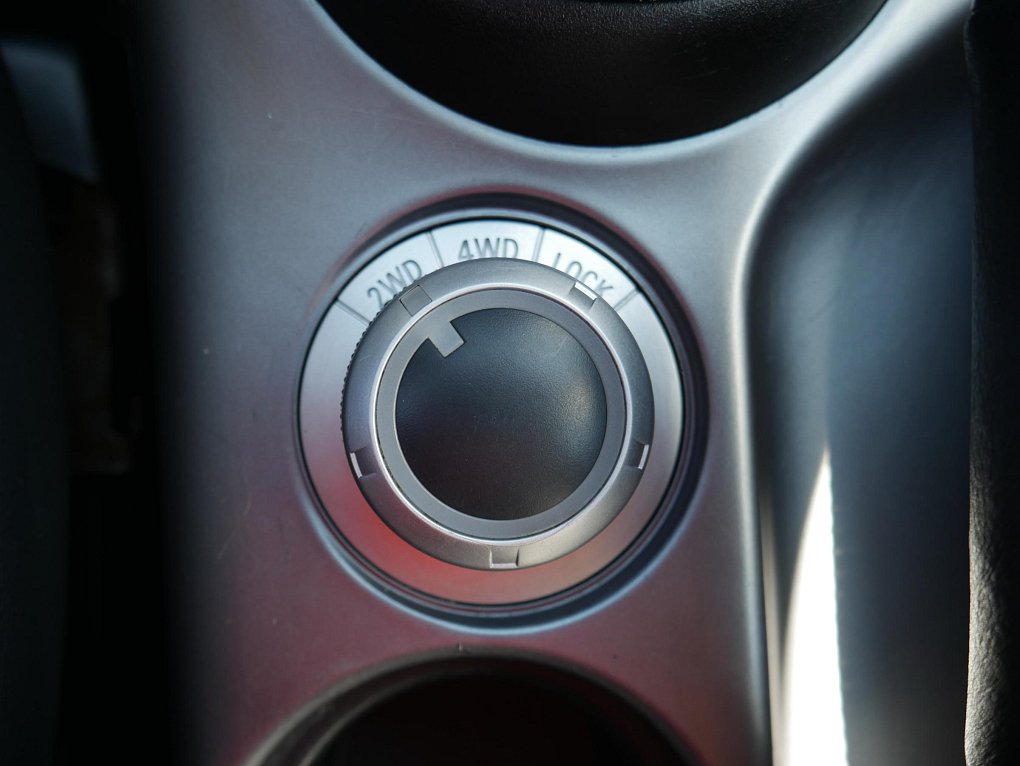 Citroën C-Crosser 2.2HDi  7míst, 4x4