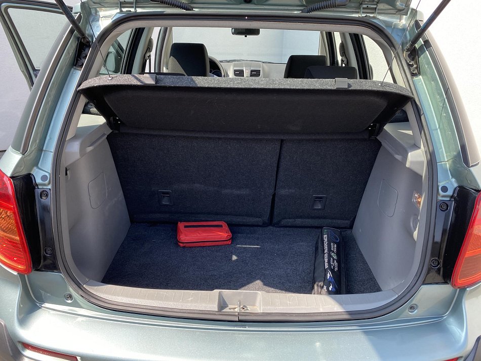 Suzuki SX4 1.6i  4WD