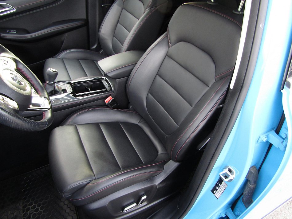 MG HS 1.5TGi 