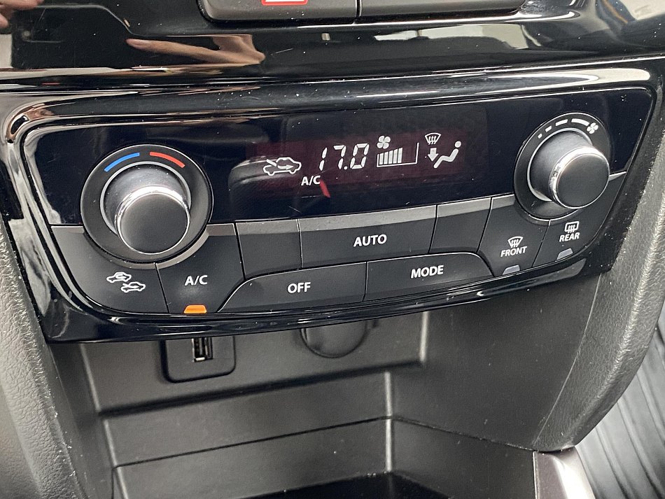 Suzuki Vitara 1.4T  4x4