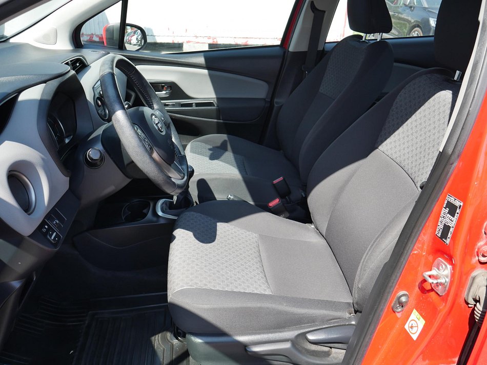 Toyota Yaris 1.0 VVTi 