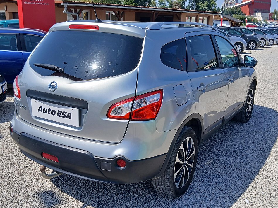Nissan Qashqai 1.6i 