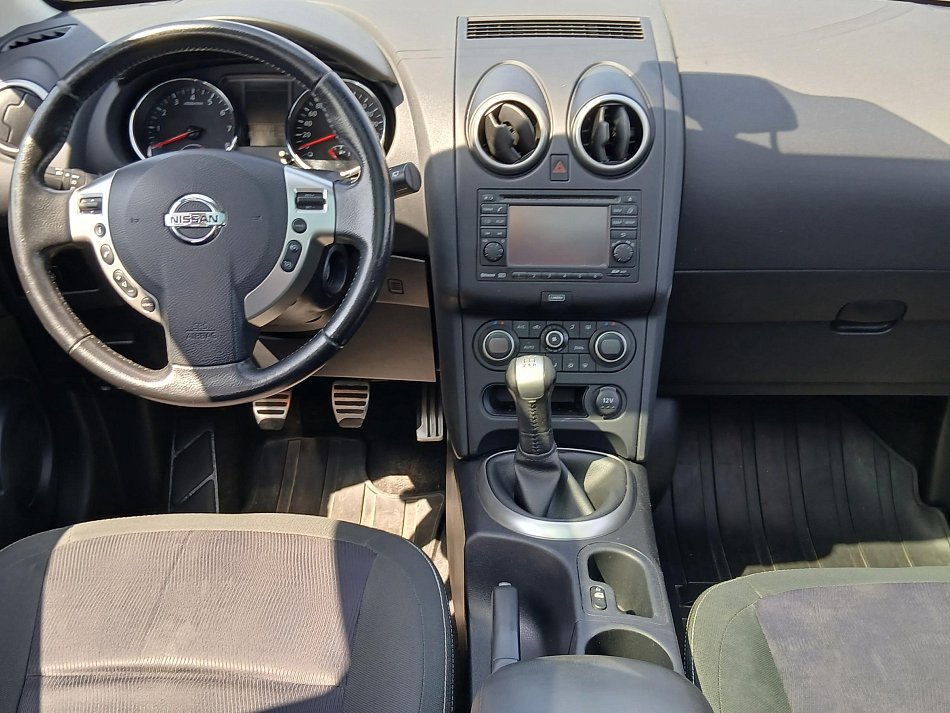 Nissan Qashqai 1.6i 